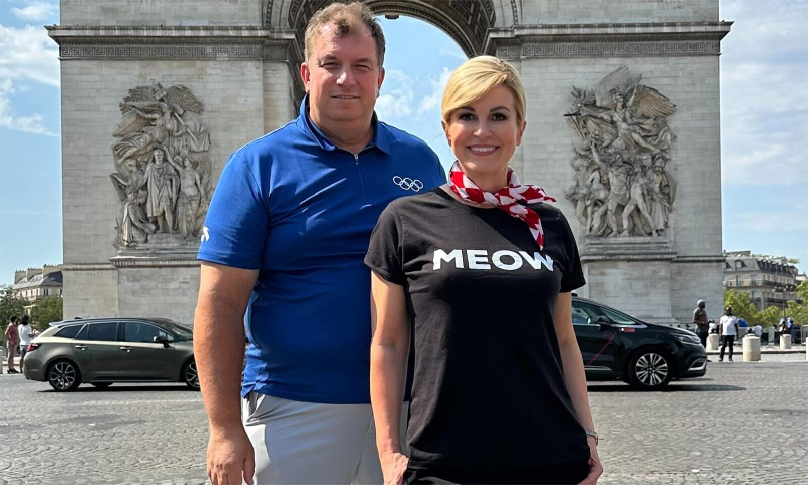 Kolinda u Meow majici