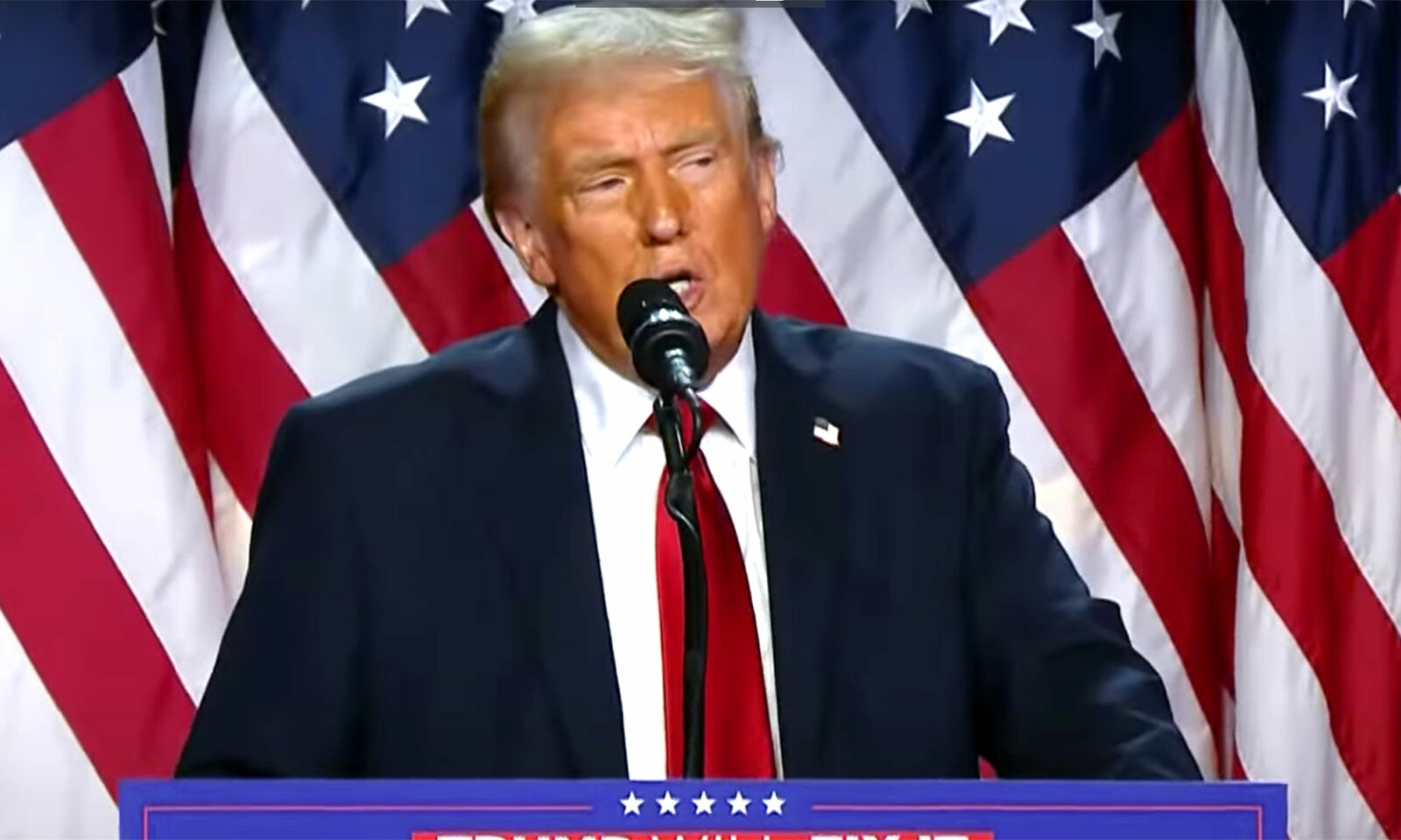 Šminka li se Donald Trump?