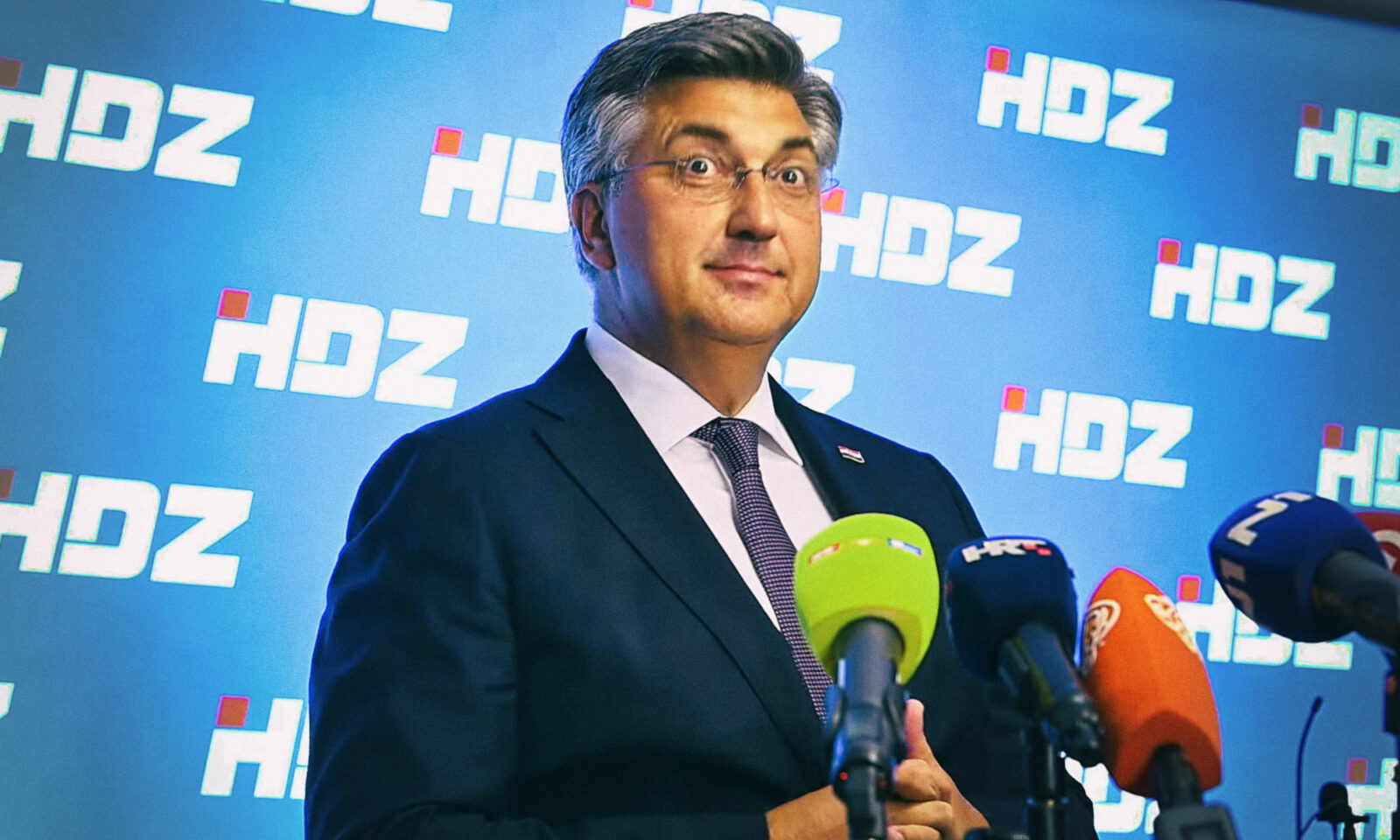 Premijer Plenković komentirao je bojkot trgovina, ističući da su mirovine i plaće nikad veće, a zaposlenost rekordna. Pozvao je trgovce na umjerenost u cijenama kako bi i oni s najmanjim prihodima mogli živjeti dostojanstveno.